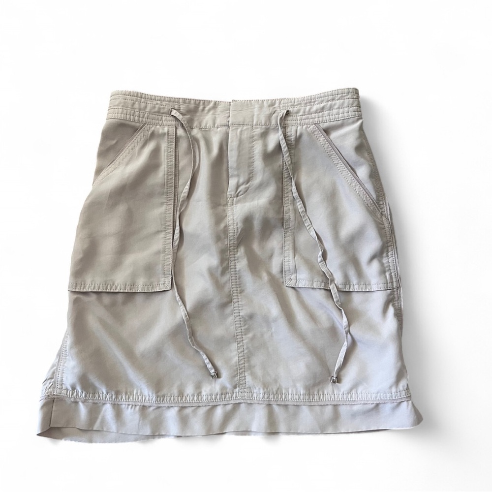 White House Black Market Cream Skirt